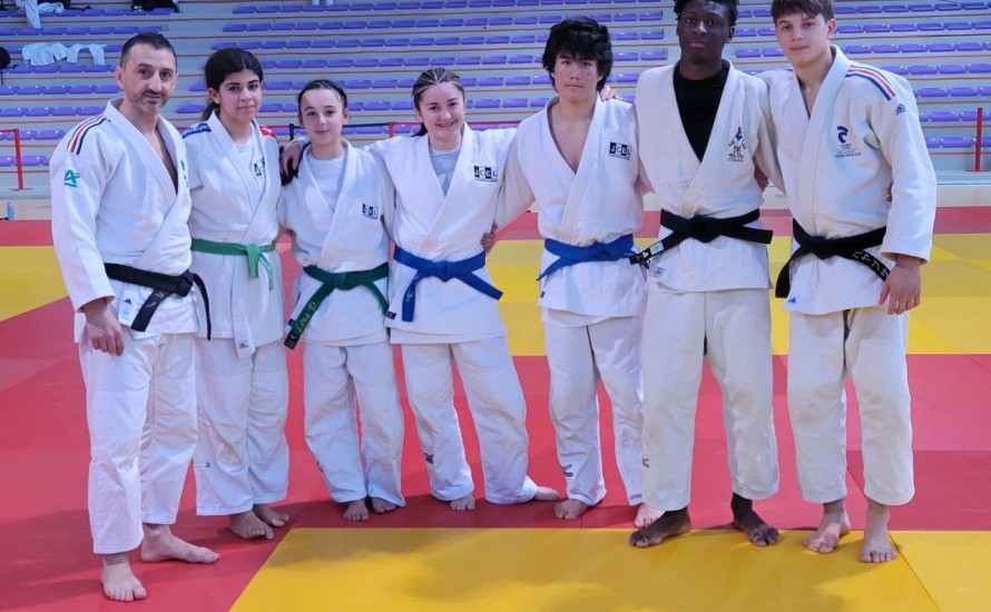 STAGES AURA VACANCES FEVRIER 2026 CEYRAT ET GRENOBLE