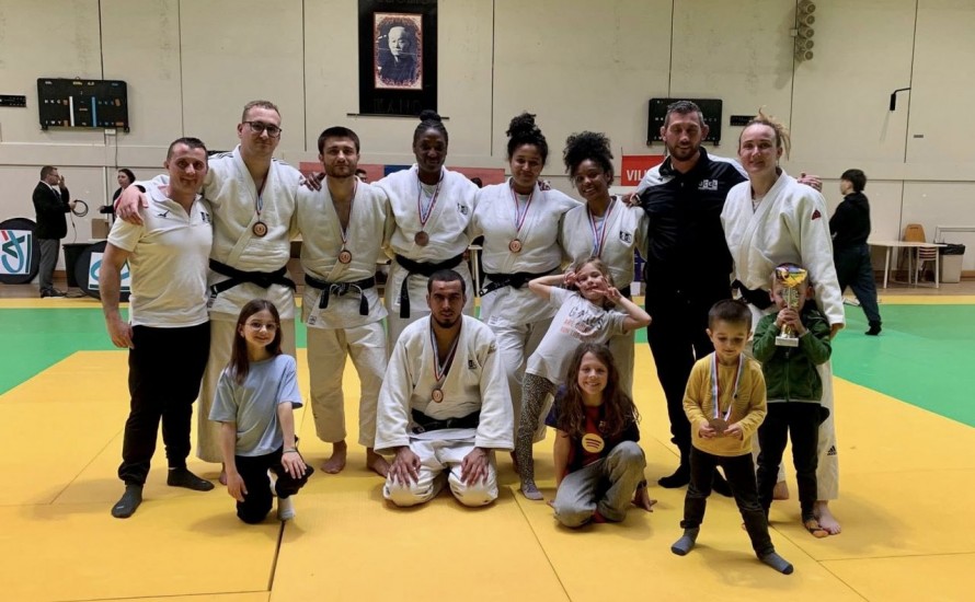 Résultats Championnats Ligue AURA Seniors par équipe mixte