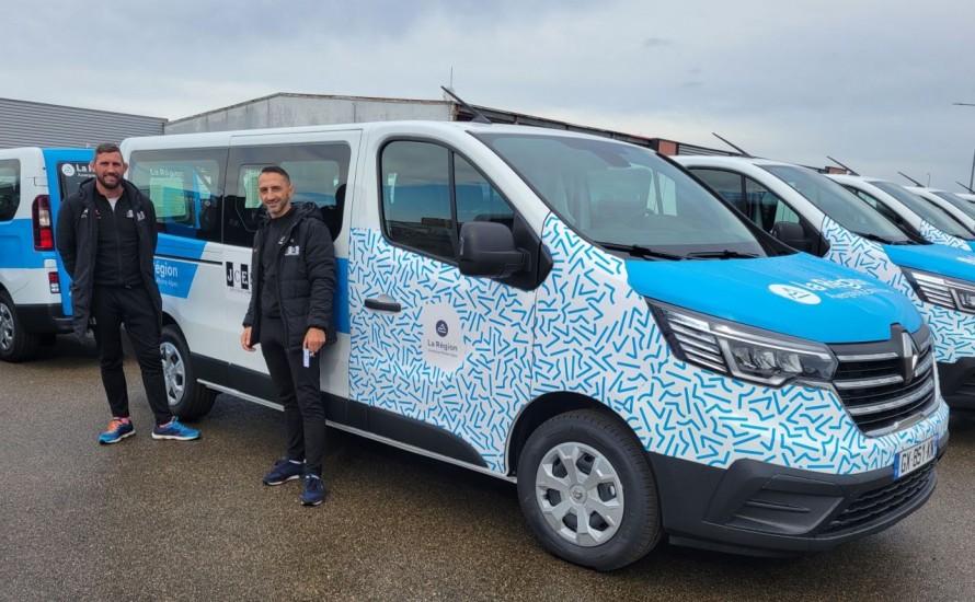 Grande nouvelle pour le club :  minibus du  club! offert par la Région AUvergne Rhone-Alpes